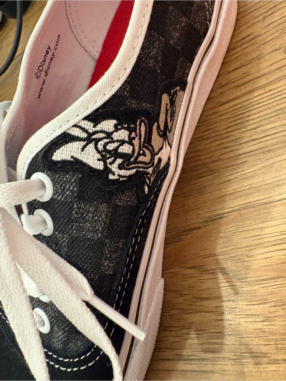 Vans Disney x 100 Black and White Canvas Low-Top Lace-Up Sneakers - Picture 2 of 8